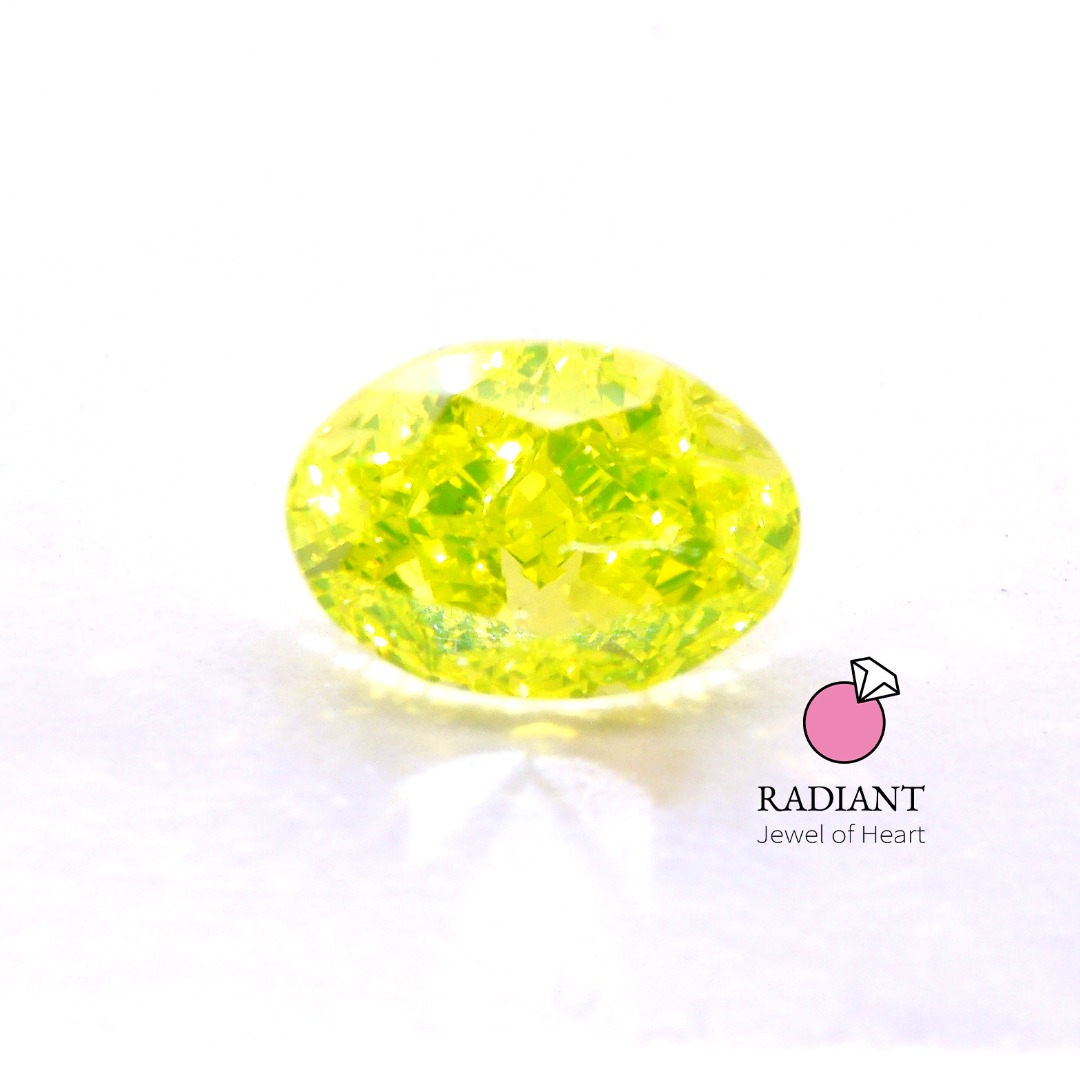 0.51 Fancy Vivid Greenish Yellow VVS2 Natural Color Diamond